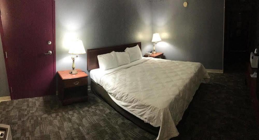Country Garden & Suites-Benton Luaran gambar