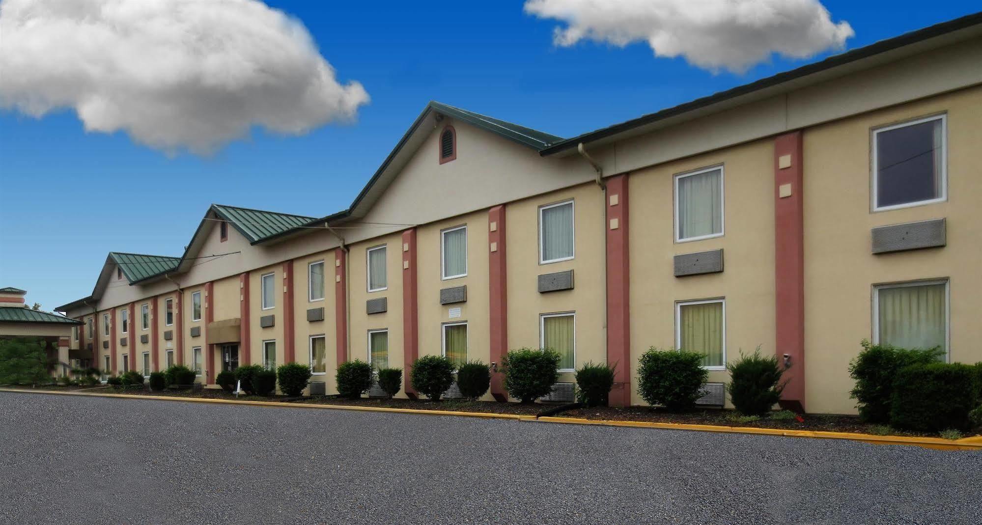 Country Garden & Suites-Benton Luaran gambar